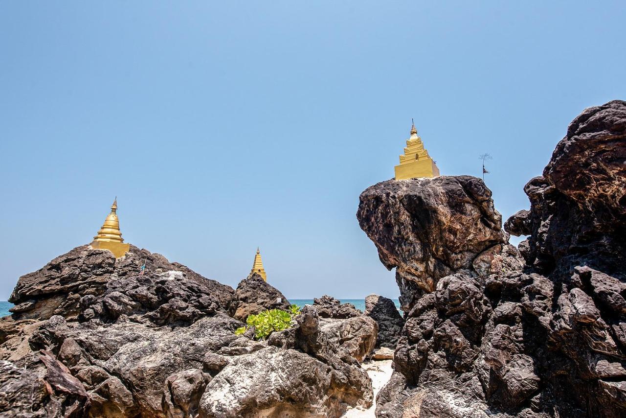 Ngwe Saung Yacht Club&resort 5*